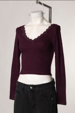 BLUSA ESCOTE PUNTILLA