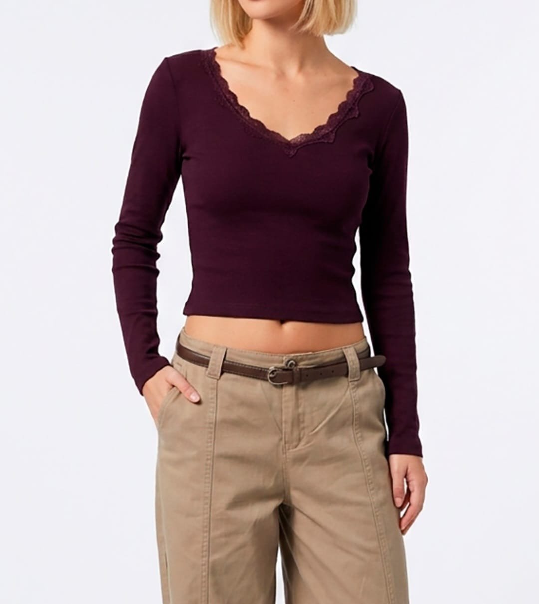 BLUSA ESCOTE PUNTILLA - Imagen 3