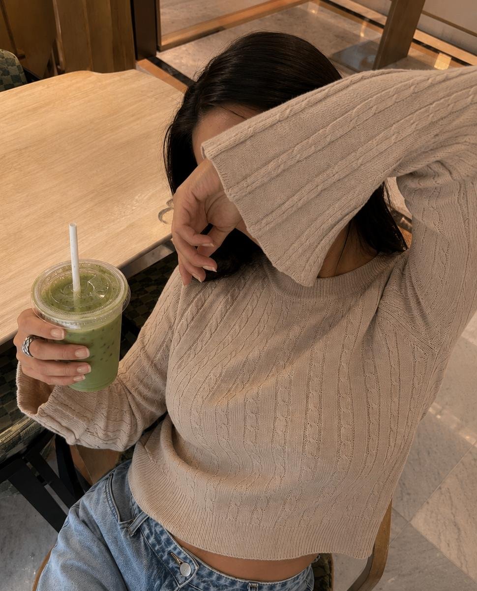 ABRIGOS Y SWEATERS